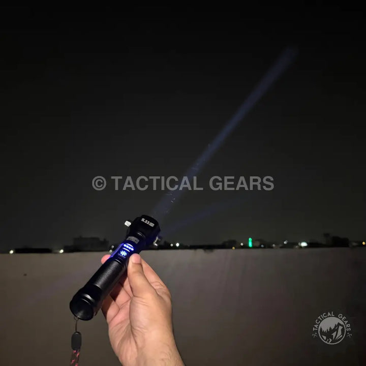5.11 Emergency Flashlight 1km Range USA Lot