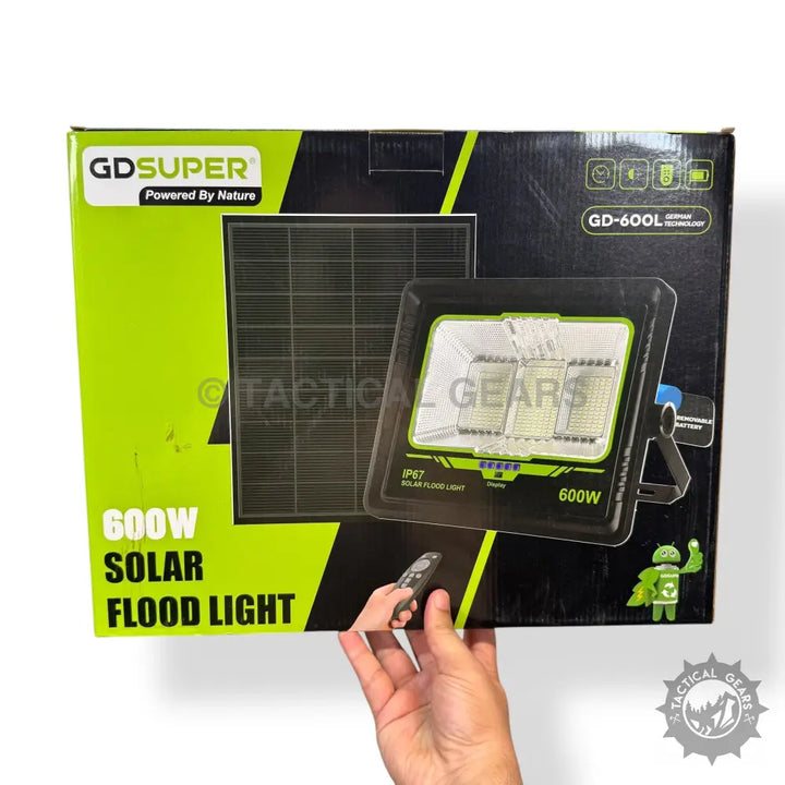 600w Solar Floodlight with LED Beads, Solar Panel, remote control, IP67 rating