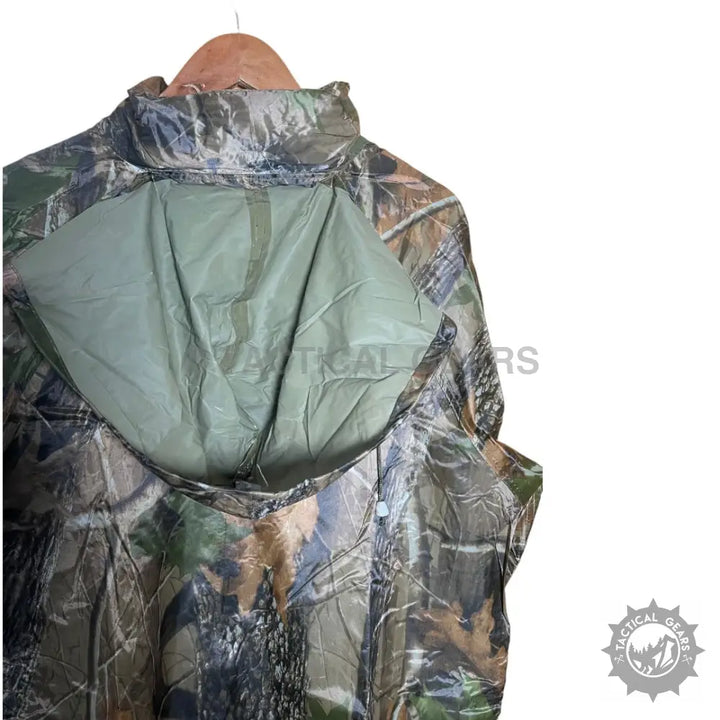 Camouflage rain suit with attached hood, ideal for outdoor activities and waterproof protection