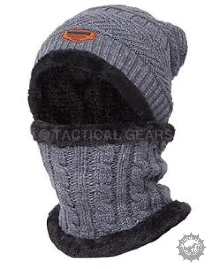 Gray knitted balaclava with black faux fur lining from the Skullcap and Neckscarf set