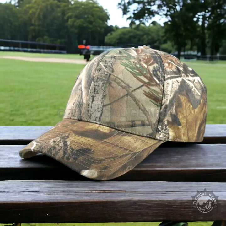 Camouflage patterned baseball cap with visor for outdoor sports and casual wear
