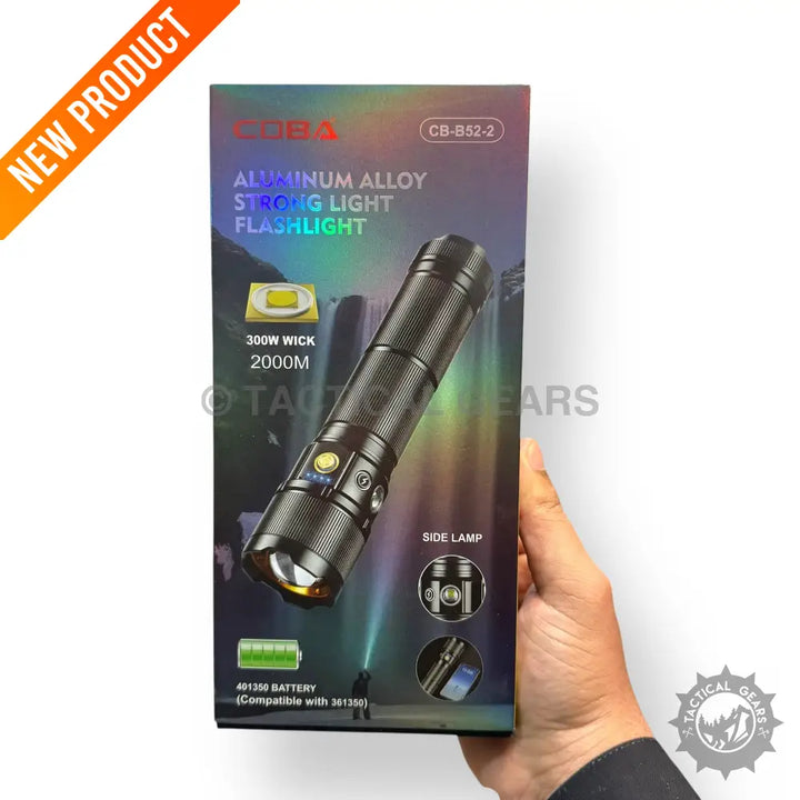 Black aluminum alloy Coba Aluminum 2km Tactical Flashlight for strong illumination