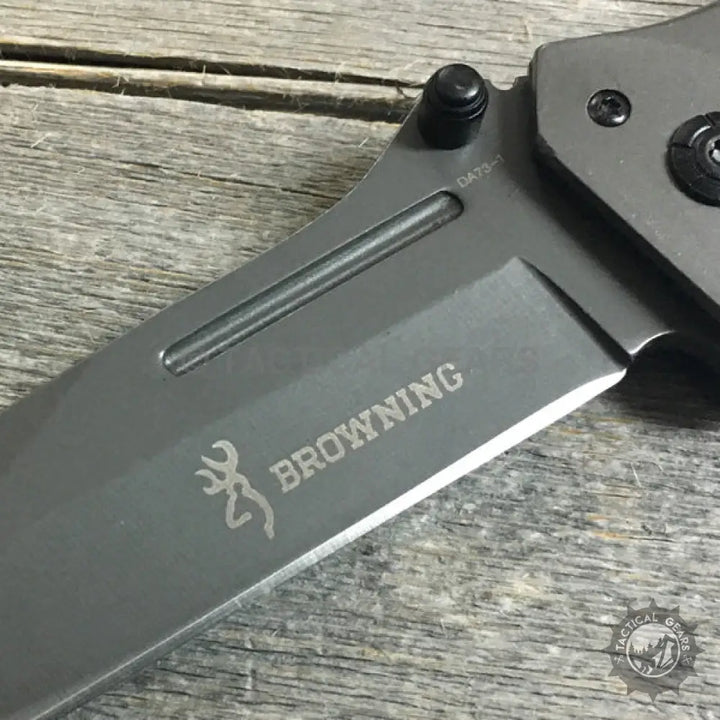 Browning DA73-1 folding camping knife with black handle and silver blade