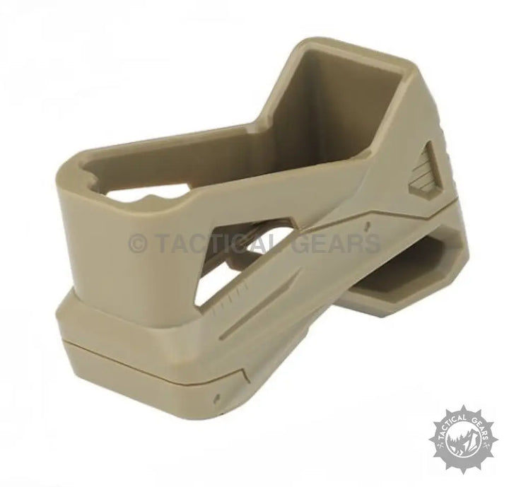 Tan polymer magazine well funnel for quick pull holster with high capacity design
