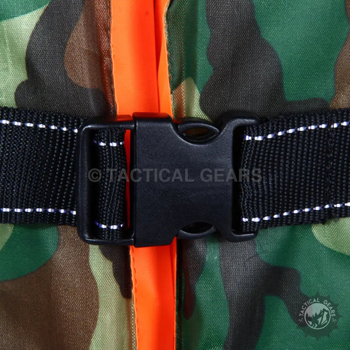 High quality camouflage life jacket with orange stripe and black buckle for safety