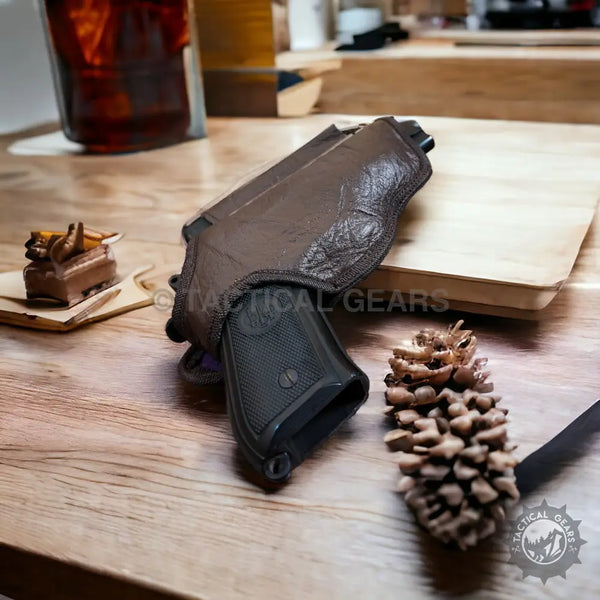 Dark brown leather pistol holster with mag pouch for right and left hand use