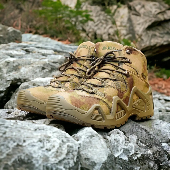 M6- Merlle Tactical boots with desert camouflage, aggressive sole tread, sturdy lacing