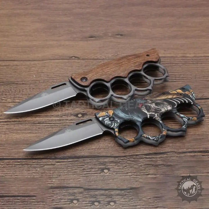 X71 quick open knuckle duster knife with wood and patterned handles