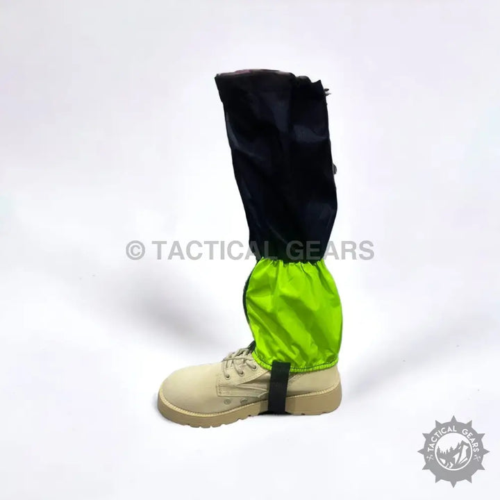 Outdoor activities waterproof black and neon green hiking gaiters for boots