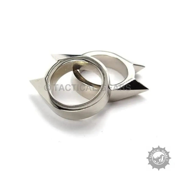 Shiny silver ninja Kakute rings with pointed protrusions for self-defense protection