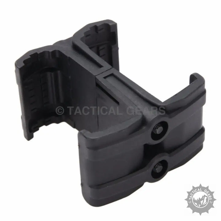 Black polymer universal rifle magazine coupler for tactical use in rifle magazine coupling
