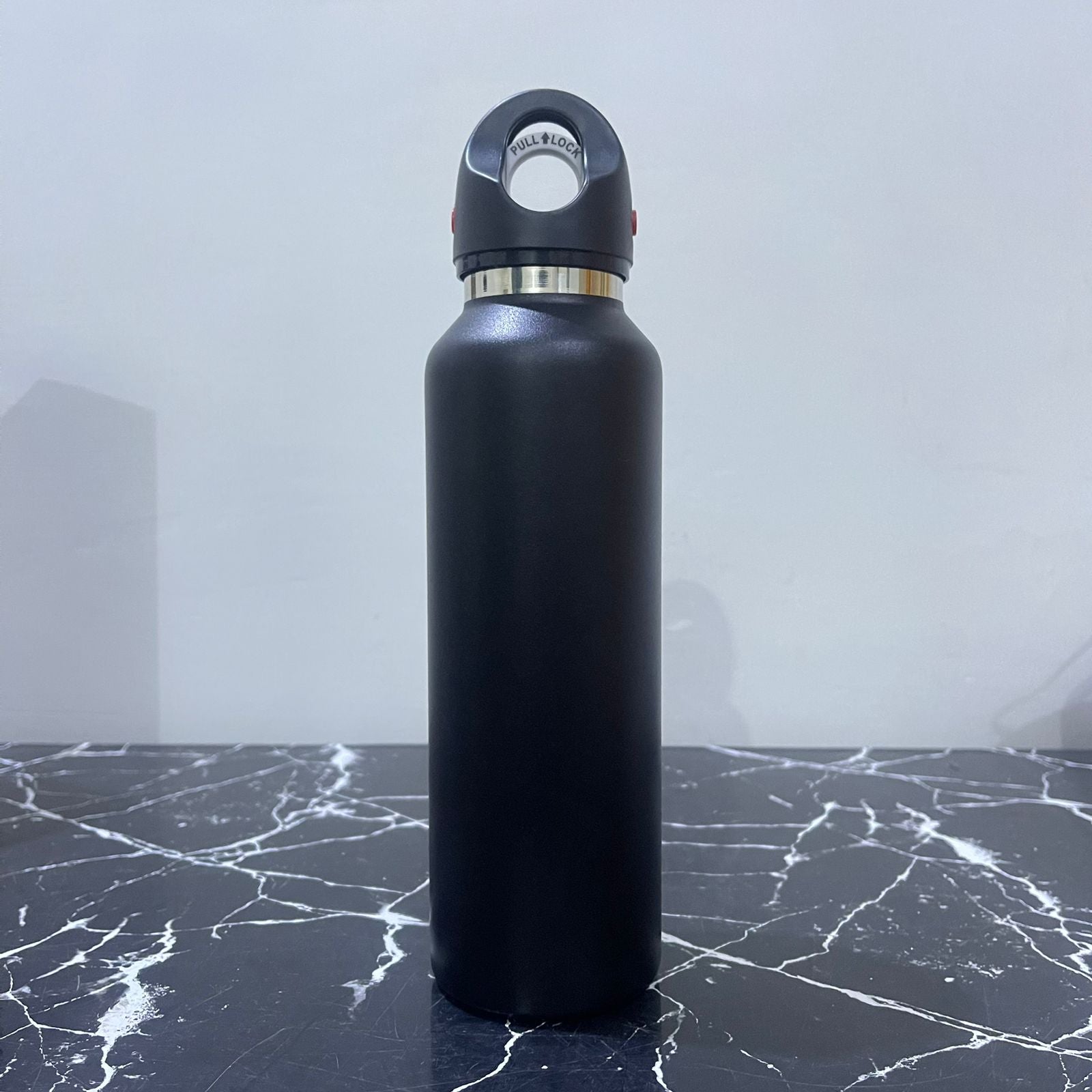 630ml Vacuum Flask Bottle Black – TacticalGears.pk